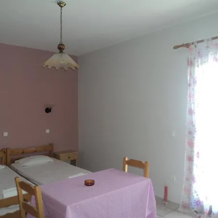 Erminia Studios Mousata Zimmer foto